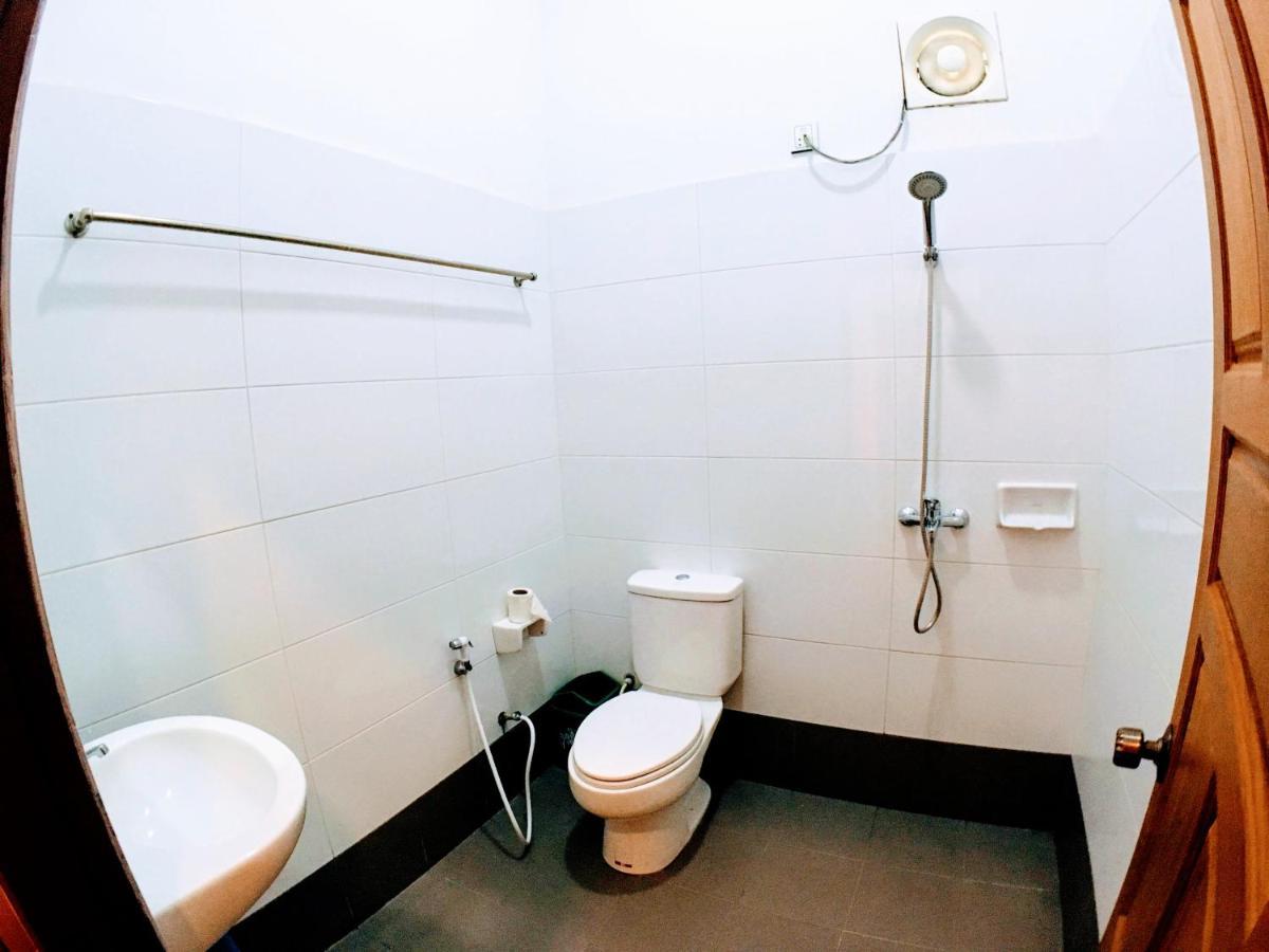 Pinlon Pann Motel Mawlamyine Kültér fotó